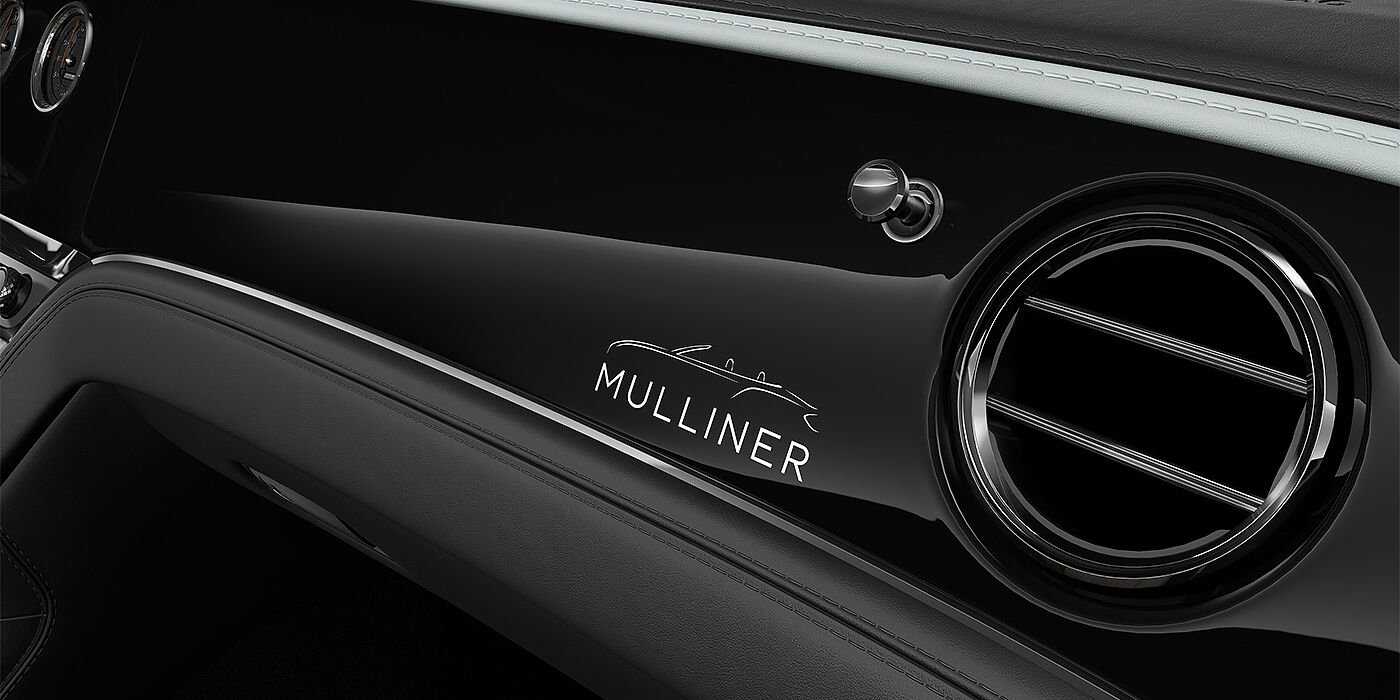 Bentley Berlin Bentley Continental GTC Mulliner coupe veneer detail in Grand Black veneer with Diamond Milled console