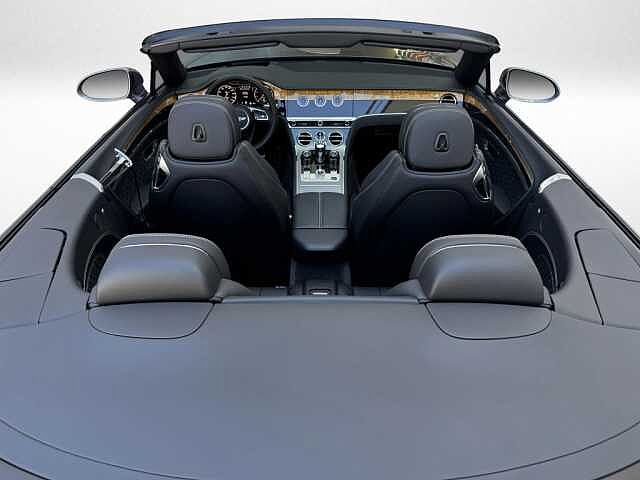 10:Bentley Continental GTC V8, Cabrio, Hallmark, Bentley Berlin