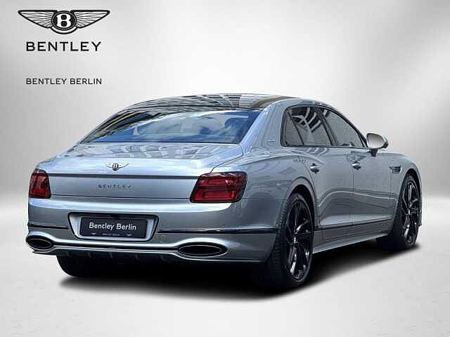 8:Bentley Flying Spur Speed First Edition V8 Hybrid, Limousine, Silver Frost, Bentley Berlin