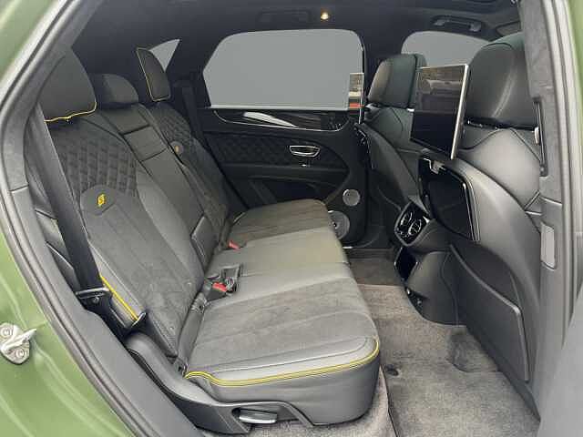 17:Bentley Bentayga S Black Edition V8, SUV, British Racing Green IV Satin, Bentley Berlin