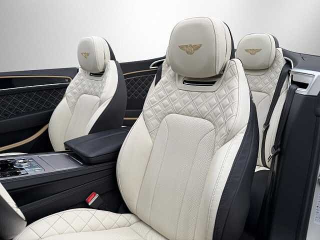 23:Bentley Continental GTC Mulliner V8, Cabrio, White Sand, Bentley Berlin