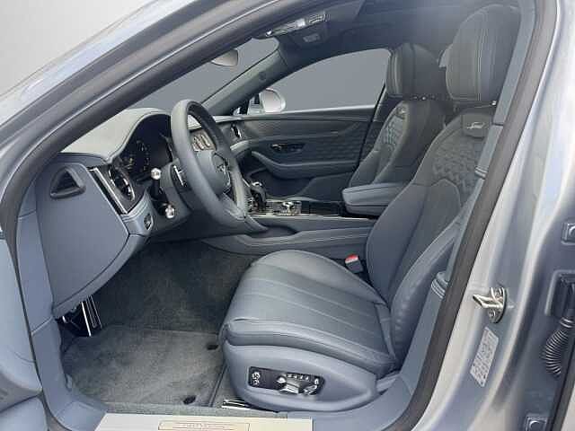 13:Bentley Flying Spur Speed First Edition V8 Hybrid, Limousine, Silver Frost, Bentley Berlin