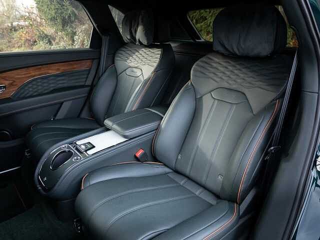 17:Bentley Bentayga EWB Azure V8, SUV, Viridian, Bentley Berlin