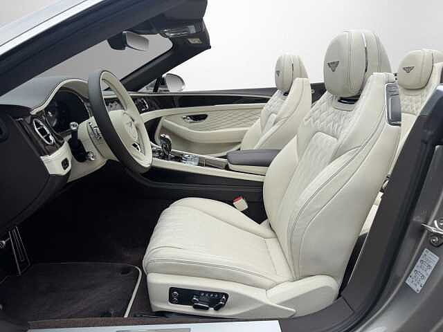 15:Bentley Continental GT Convertible Azure V8 Hybrid, Cabrio, Pale Brodgar, Bentley Berlin