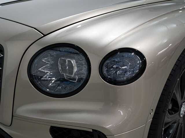 14:Bentley Flying Spur Mulliner V8 Hybrid, Limousine, Light Gazelle, Bentley Berlin