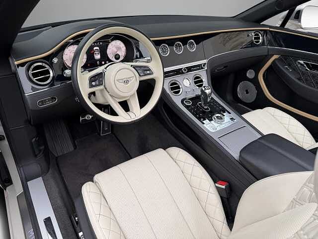19:Bentley Continental GTC Mulliner V8, Cabrio, White Sand, Bentley Berlin
