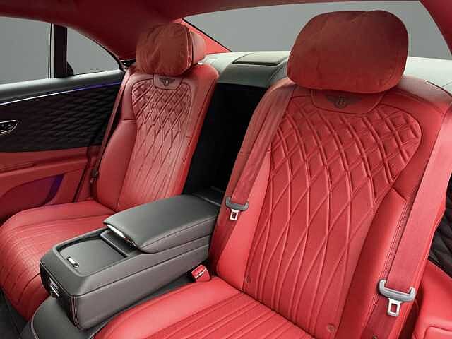 17:Bentley Flying Spur W12, Limousine, Cricketball, Bentley Berlin