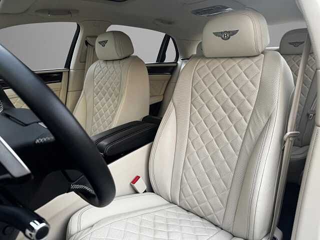 13:Bentley Flying Spur W12, Limousine, Hallmark, Bentley Berlin