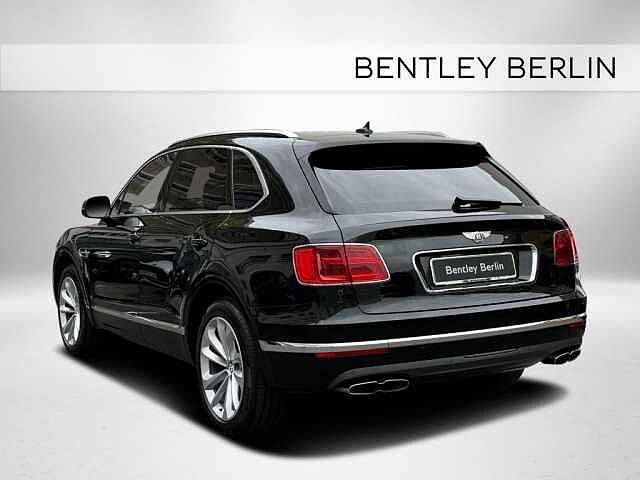 2:Bentley Bentayga V8, SUV, Midnight Emerald, Bentley Berlin