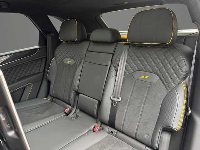 16:Bentley Bentayga S Black Edition V8, SUV, British Racing Green IV Satin, Bentley Berlin