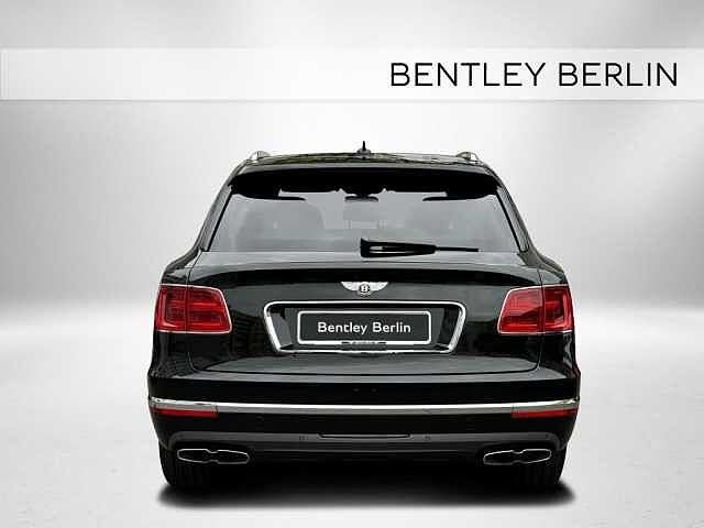 7:Bentley Bentayga V8, SUV, Midnight Emerald, Bentley Berlin