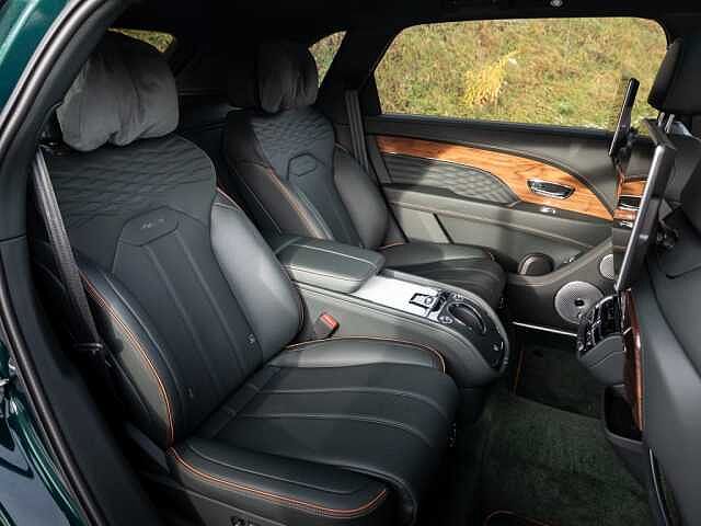 18:Bentley Bentayga EWB Azure V8, SUV, Viridian, Bentley Berlin