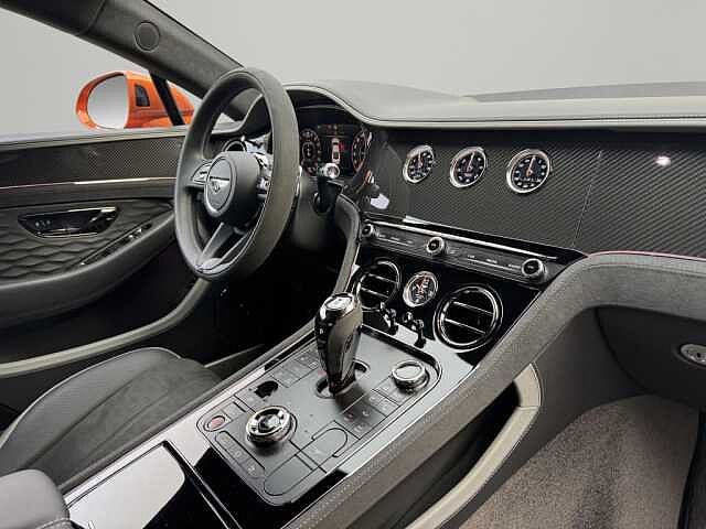 15:Bentley Continental GT Speed First Edition V8 Hybrid, Coupé, Orange Flame, Bentley Berlin