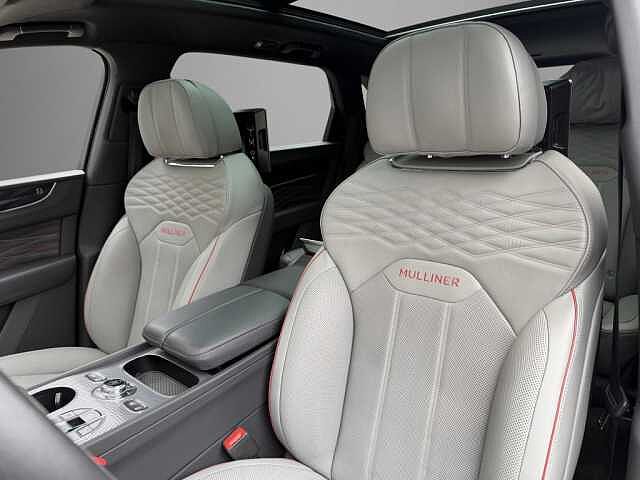 16:Bentley Bentayga EWB Mulliner V8, SUV, Damson, Bentley Berlin