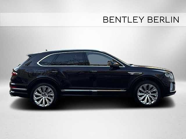 4:Bentley Bentayga Azure V8, SUV, Black Velvet, Bentley Berlin