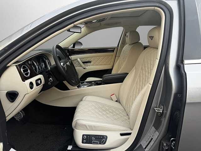 10:Bentley Flying Spur W12, Limousine, Hallmark, Bentley Berlin