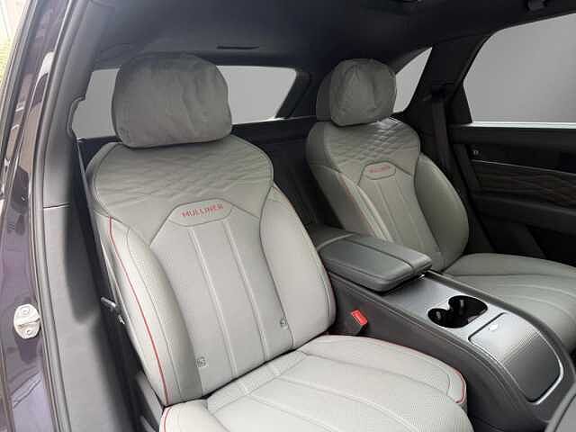 22:Bentley Bentayga EWB Mulliner V8, SUV, Damson, Bentley Berlin
