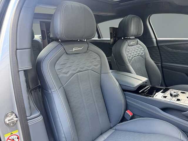 15:Bentley Flying Spur Speed First Edition V8 Hybrid, Limousine, Silver Frost, Bentley Berlin