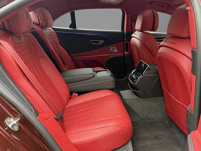 18:Bentley Flying Spur W12, Limousine, Cricketball, Bentley Berlin