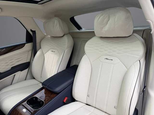 17:Bentley Bentayga Azure V6 Hybrid, SUV, Sequin Blue, Bentley Berlin