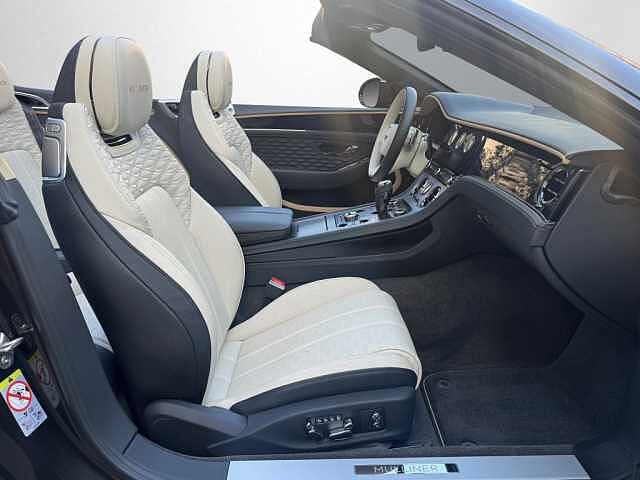25:Bentley Continental GT Convertible Mulliner V8 Hybrid, Cabrio, Spectre, Bentley Berlin